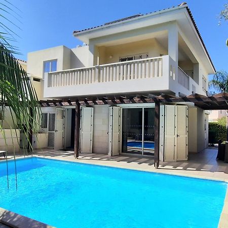 Villa Larnaca Bay Resort Ворокліні Екстер'єр фото