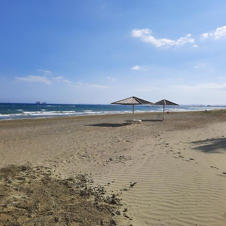 Villa Larnaca Bay Resort Ворокліні Екстер'єр фото